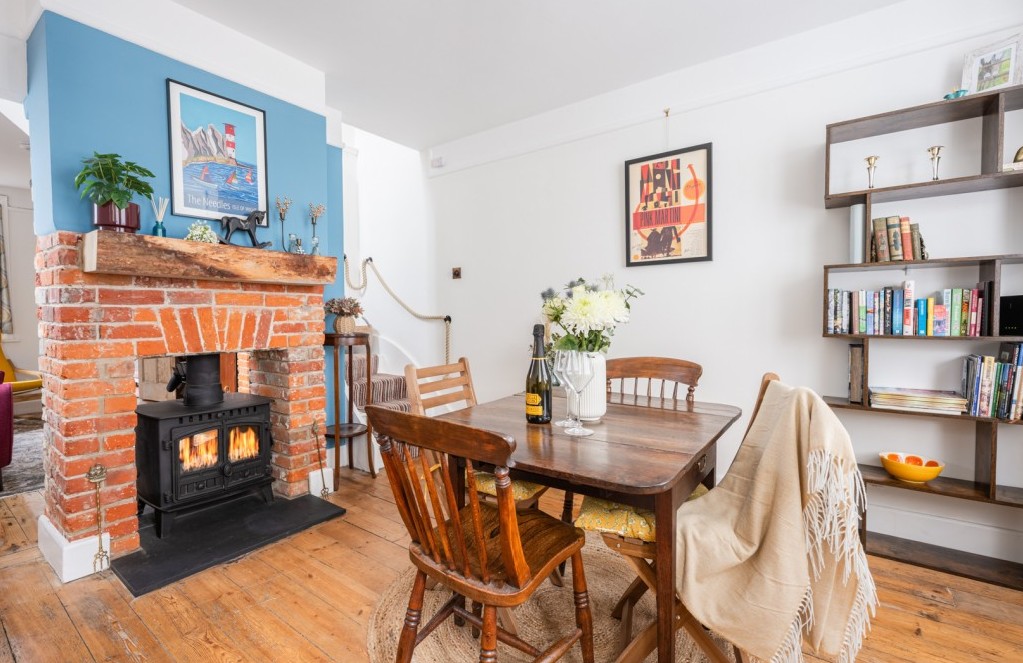 Twin Tides front room